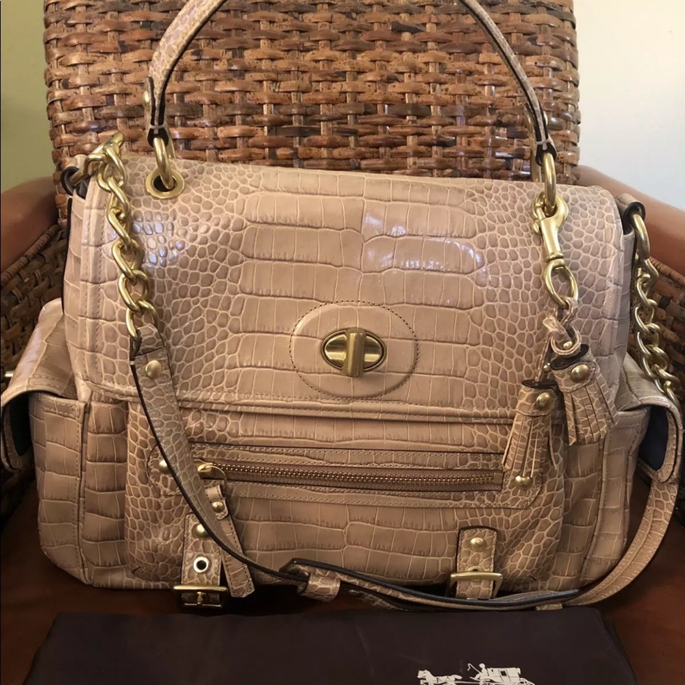 Like new Coach Sydney EUC